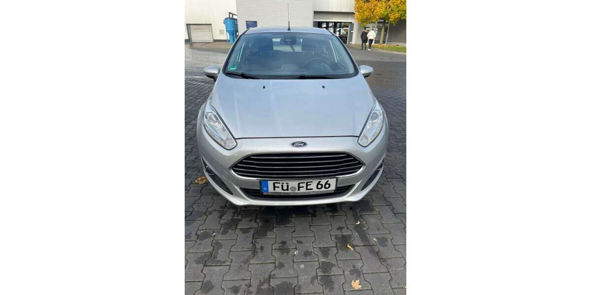 Ford Fiesta 176.451 km 3.500 € München 81245