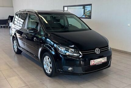 VW Touran 211.225 km 8.990 € Anzing 85646