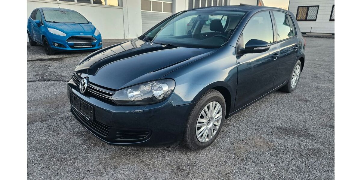 VW Golf 208.000 km 3.750 &euro; Alling 82239