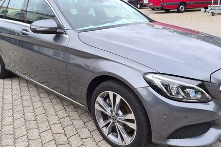 Mercedes-Benz C 250 171.103 km 19.990 &euro; München 81549