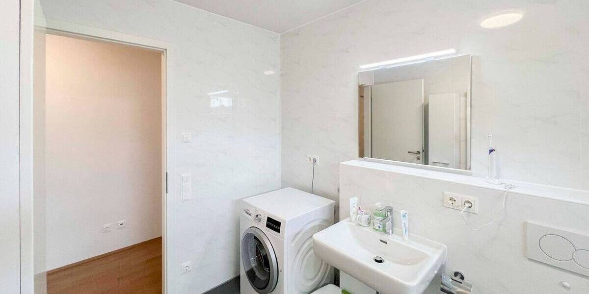 Etagenwohnung München Schwabing-Freimann - 2 Zimmer, 58 m&sup2;, 665.000&euro; | Angebot:26359443