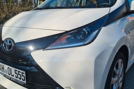 Toyota Aygo (X) 58.500 km 7.900 &euro; Dachau 85221