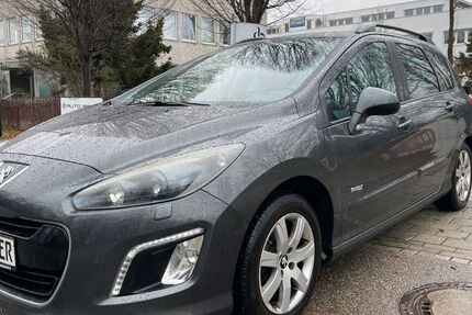 Peugeot 308 242.000 km 3.990 € Riemerling 85521