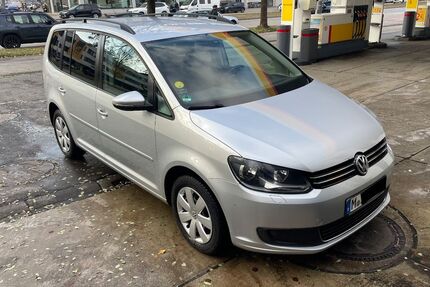 VW Touran 200.000 km 4.800 € München 80802