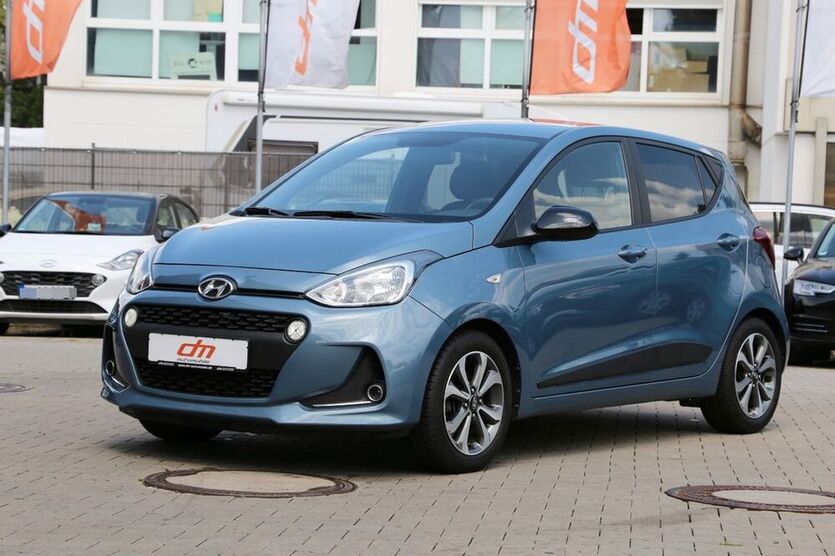 i10