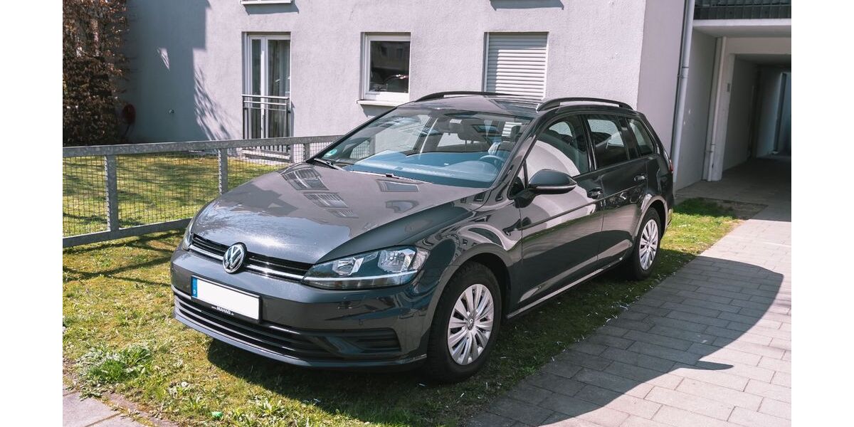 VW Golf 95.000 km 14.000 &euro; München 81377