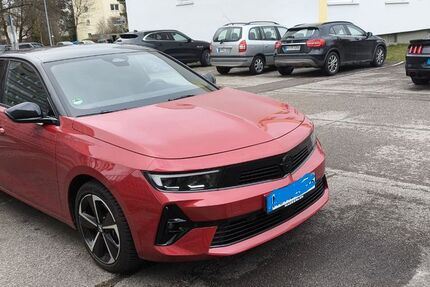 Opel Astra 16.000 km 21.900 &euro; München 80689
