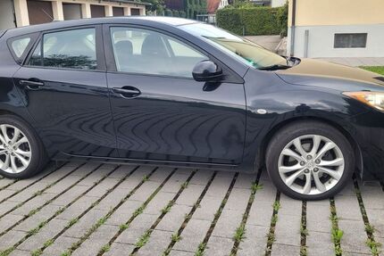 Mazda 3 188.000 km 4.800 &euro; Unterhaching 82008