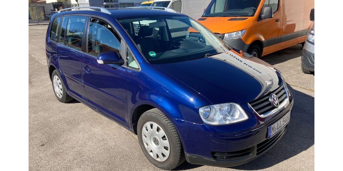 VW Touran 181.000 km 3.000 &euro; München 81827