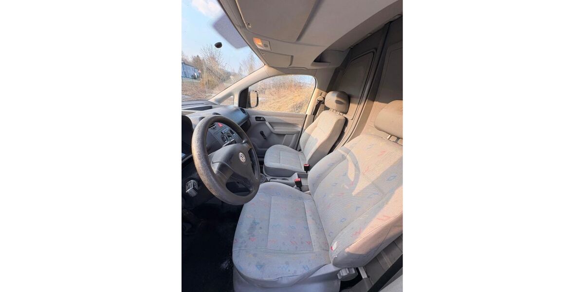 VW Caddy 90.025 km 5.000 &euro; München 80596