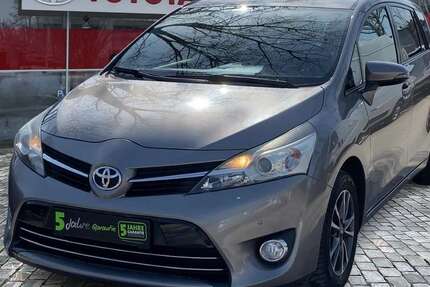 Toyota Verso 89.395 km 10.490 &euro; München 80687