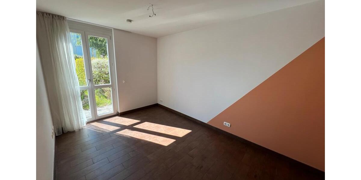 Erdgeschoßwohnung München Moosach - 3.5 Zimmer, 71 m&sup2;, 640.000&euro; | Angebot:25414264