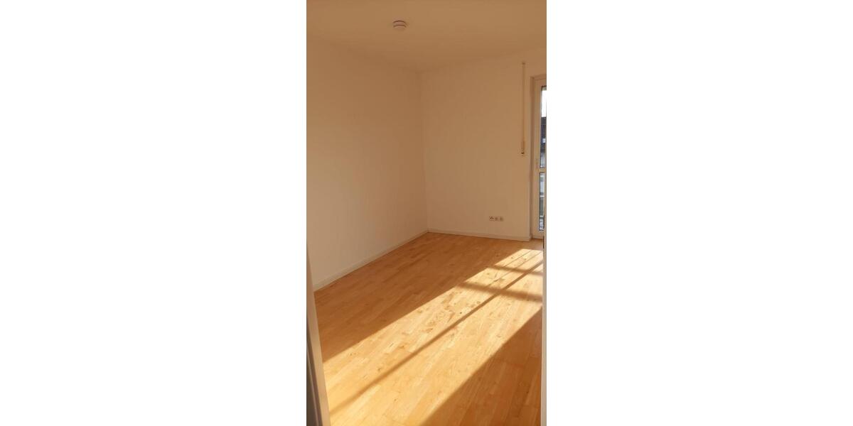 Doppelhaushälfte München Ramersdorf-Perlach - 6 Zimmer, 174 m&sup2;, 3.850&euro; | Angebot:26349990