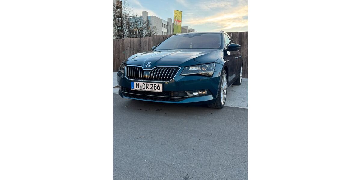 Skoda Superb 123.000 km 18.999 &euro; Taufkirchen 82024