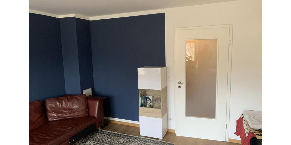 3-Zimmer-Erdgeschosswohnung Saniert (2021) mit Loggia 3 zimmer