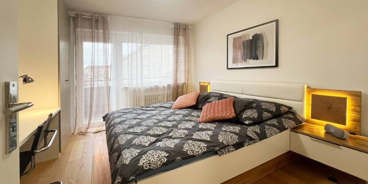 Etagenwohnung München Schwabing-Freimann - 4 Zimmer, 92 m&sup2;, 2.950&euro; | Angebot:26875713
