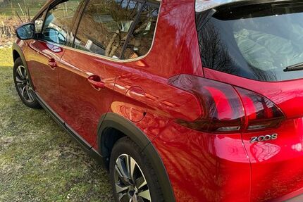 Peugeot 2008 68.776 km 12.500 &euro; München 80993