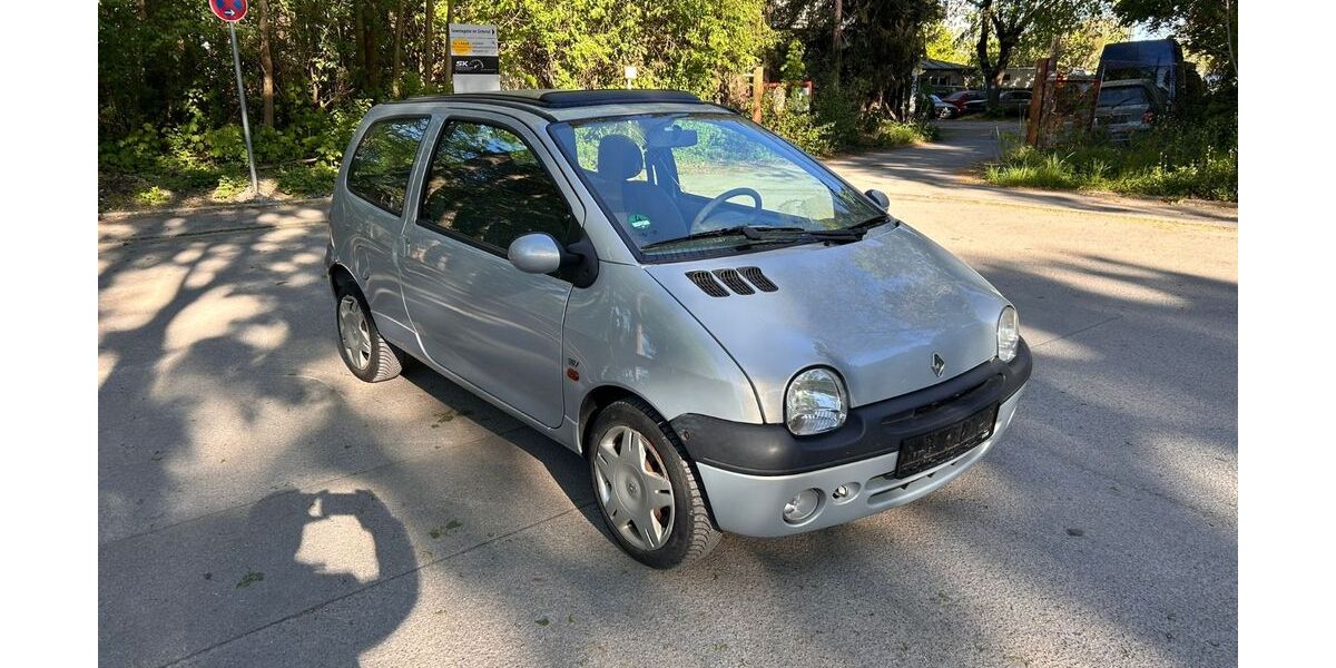 Renault Twingo 81.500 km 2.300 &euro; München 81929