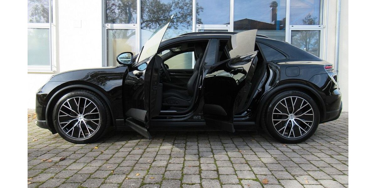 Porsche Macan 5.000 km 91.950 &euro; Gauting bei Starnberg 82131