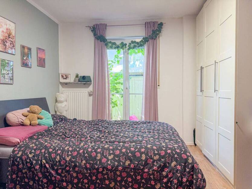 *** schöne 4-Zimmer-GartenWohnung in ruhiger und idyllischer Lage in Aubing mit Stellplatz ***