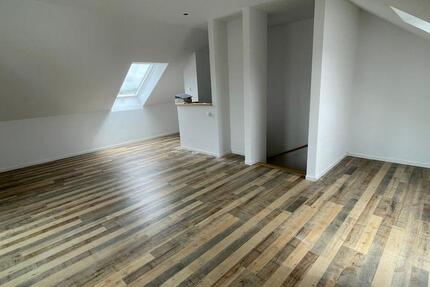 Haus Puchheim - 5 Zimmer, 128 m&sup2;, 2.335&euro; | Angebot:25382087
