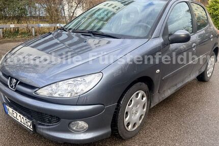 Peugeot 206 244.000 km 1.290 &euro; Fürstenfeldbruck 82256