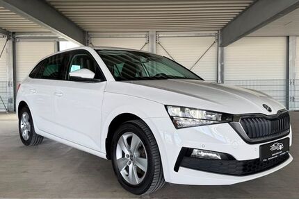 Skoda Scala 120.000 km 15.499 &euro; München 81249