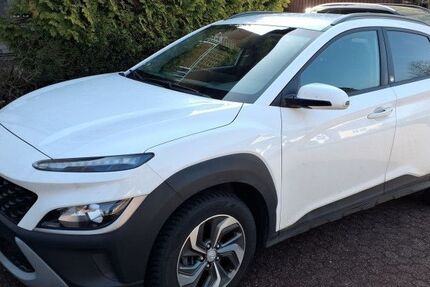 Hyundai KONA 98.441 km 15.700 &euro; München 81243