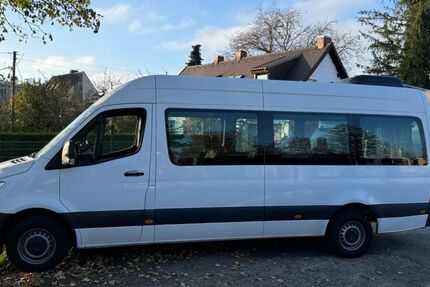 Mercedes-Benz Sprinter 350.000 km 35.900 &euro; München 81243