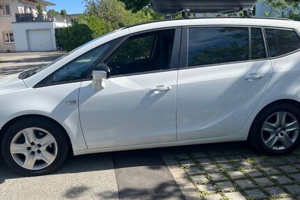 Opel Zafira 126.000 km 11.700 &euro; Putzbrunn 85640