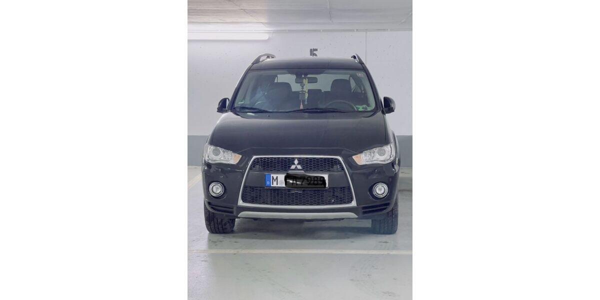 Mitsubishi Outlander 225.500 km 5.400 € München 80997
