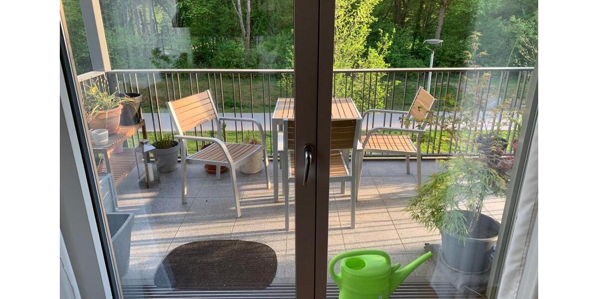 Etagenwohnung München Bogenhausen - 4 Zimmer, 95 m&sup2;, 2.700&euro; | Angebot:25086714