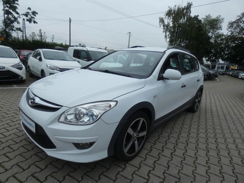 Hyundai i30 139.897 km 4.100 € München 81825