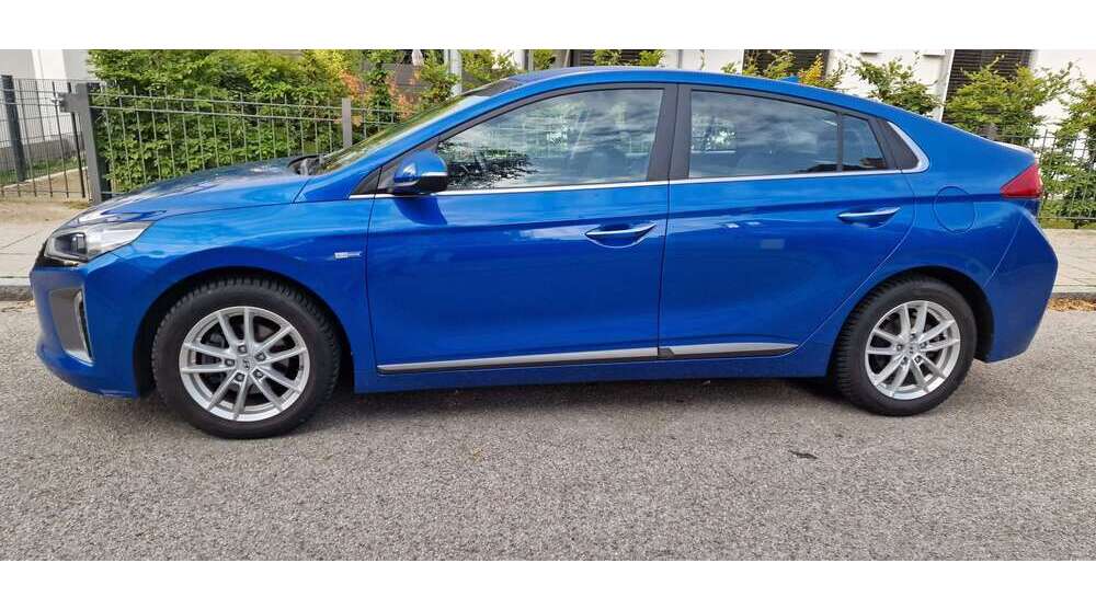 IONIQ