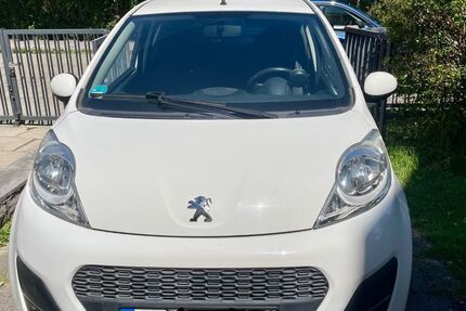Peugeot 107 65.000 km 6.150 € Germering 82110