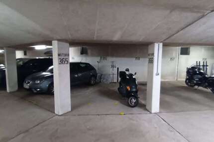 Garagen / Stellplätze München Neuperlach - 8.300&euro; | Angebot:26552433