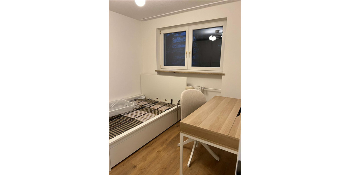 Zimmer München Bogenhausen - 1 Zimmer, 10 m&sup2;, 800&euro; | Angebot:26359242