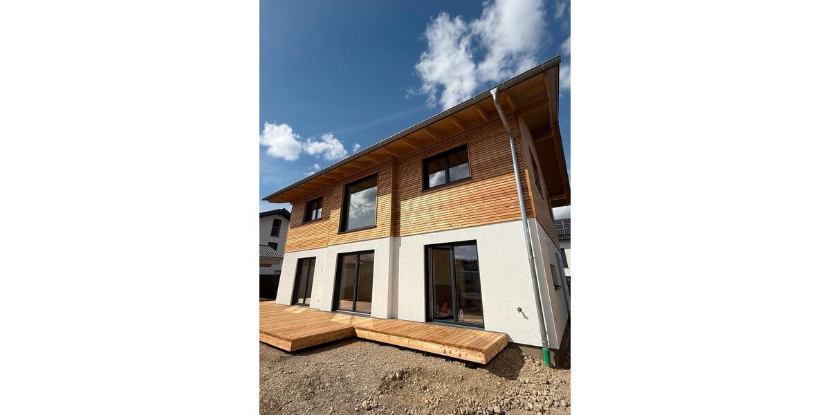 Einfamilienhaus Aying - 6.5 Zimmer, 165 m&sup2;, 3.465&euro; | Angebot:26107509