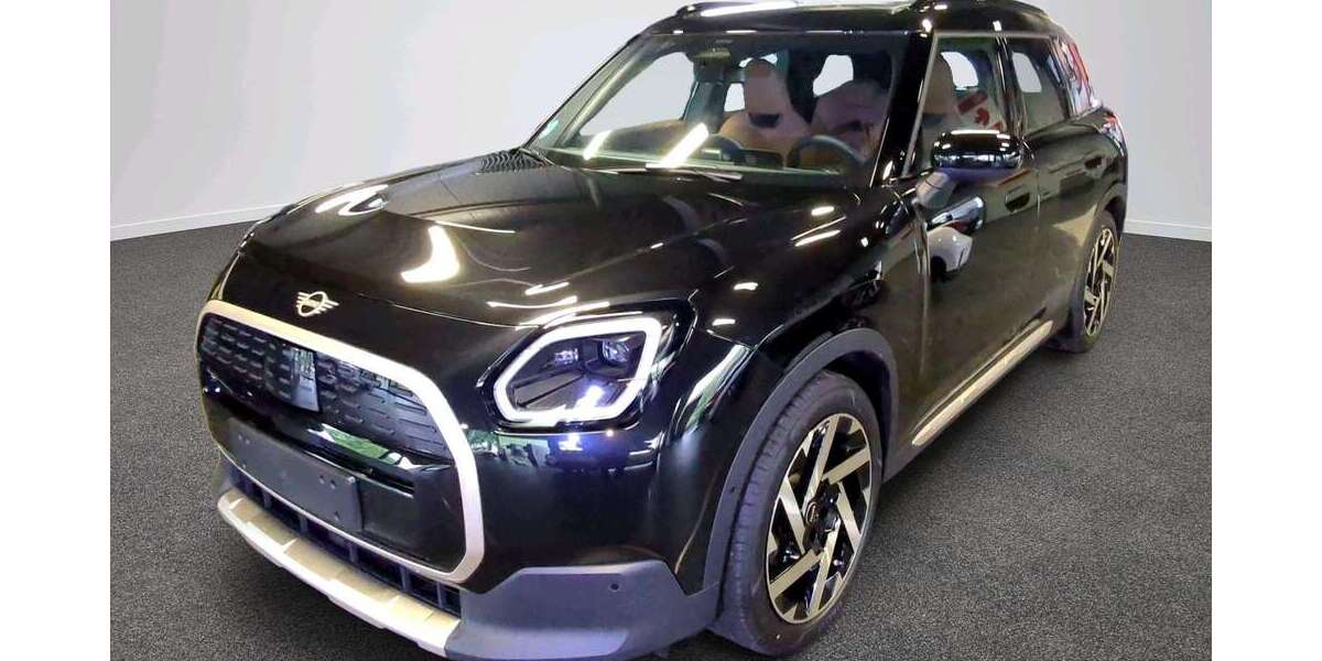 Mini Countryman E 4.339 km 41.180 &euro; München 80788