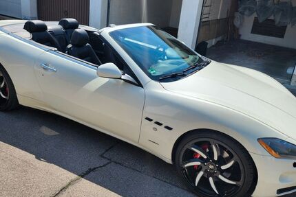 Maserati GranCabrio 88.000 km 32.900 &euro; München 81673