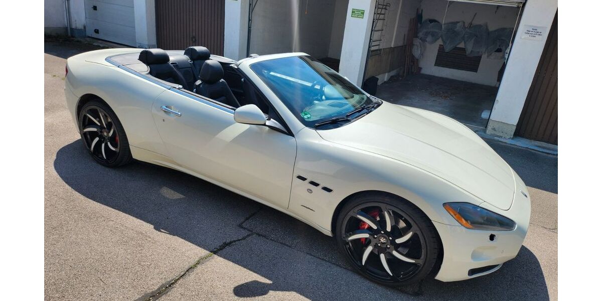 Maserati GranCabrio 88.000 km 32.900 &euro; München 81673