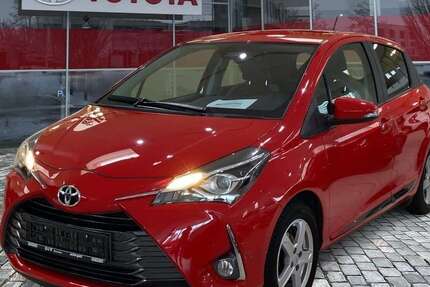 Toyota Yaris 41.826 km 13.990 € München 80807
