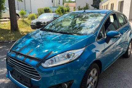 Ford Fiesta 261.000 km 2.500 &euro; Hohenbrunn 85662