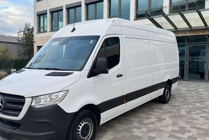 Mercedes-Benz Sprinter 437.630 km 13.900 &euro; planeg 82152