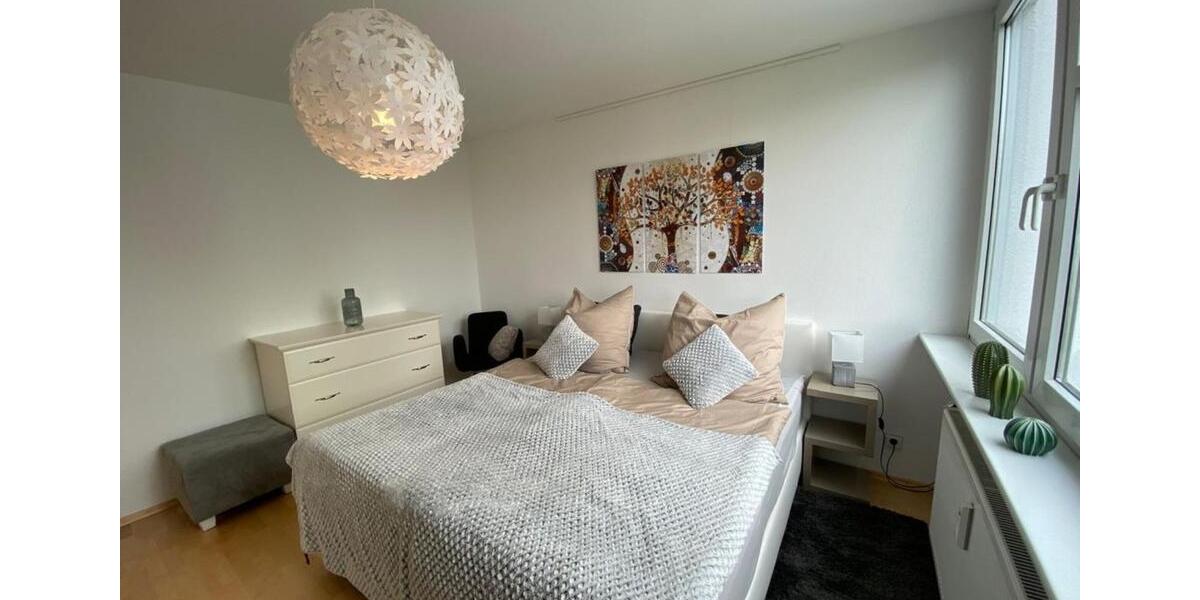 Wunderschöne Dachgeschosswohnung mit Dachterrasse in Ottobrunn 3.5 zimmer