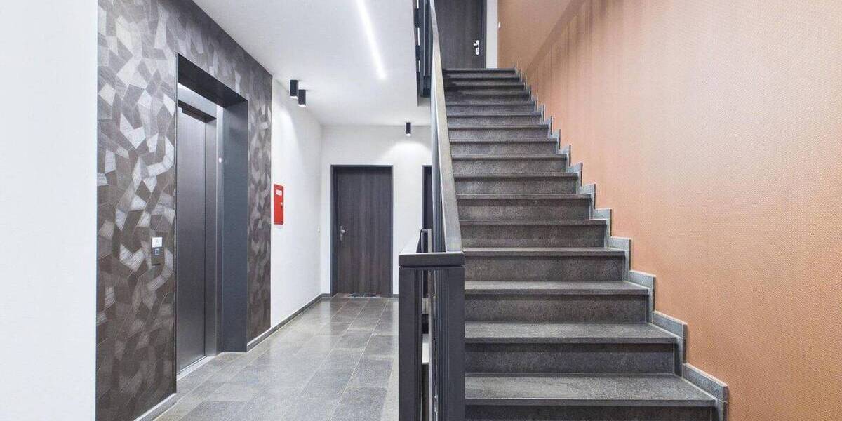 Etagenwohnung München Neuhausen-Nymphenburg - 3 Zimmer, 93 m&sup2;, 1.220.000&euro; | Angebot:26917936