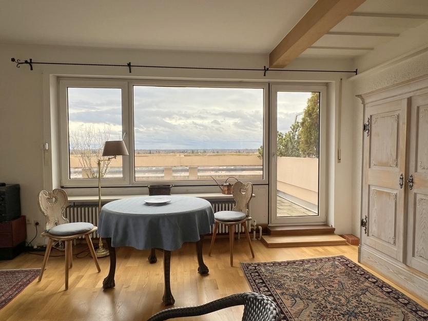 Sonnige Dachterrassenwohnung mit Alpenblick 2 zimmer