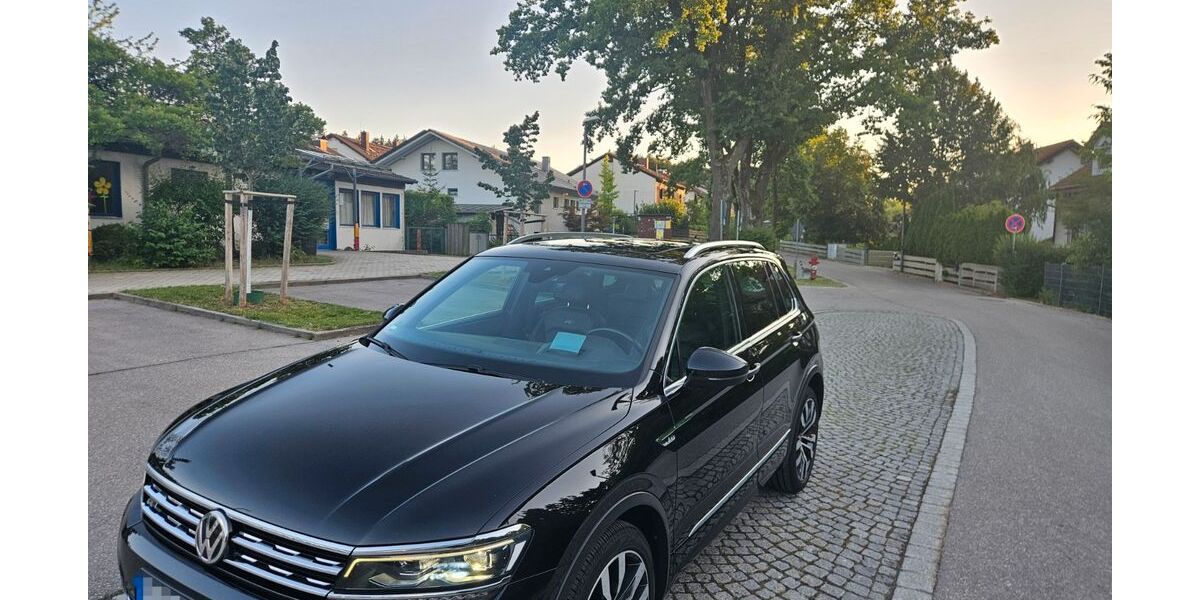 VW Tiguan 96.800 km 22.400 &euro; Gilching 82205