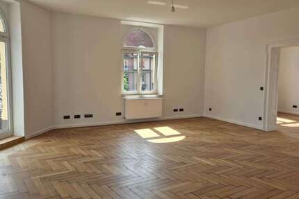 Wohnung München Altstadt-Lehel - 2 Zimmer, 92 m&sup2;, 2.950&euro; | Angebot:26857745