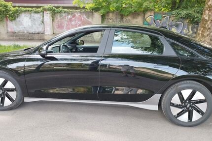 Hyundai IONIQ 6 23.000 km 25.450 &euro; München 80802